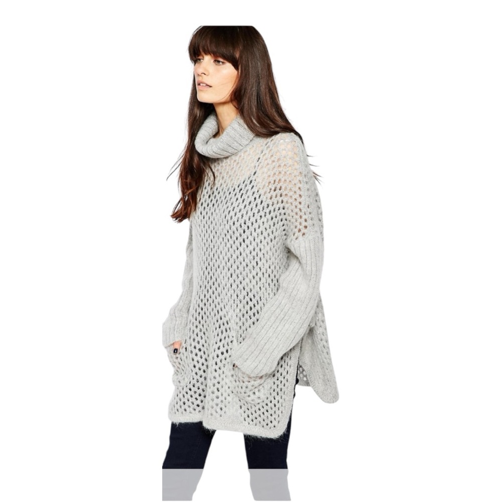 Reiss BLACK Cowl NecK 
High End Brand 
Practically giving it away